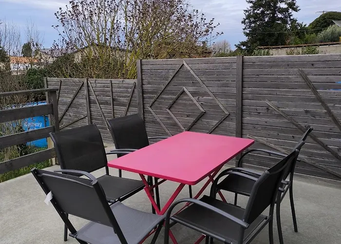 La Mesange * Mauleon